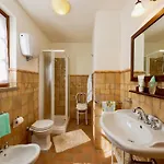 With Air Conditioning, Private Terrace And Pool Semesterbostad Ravigliano