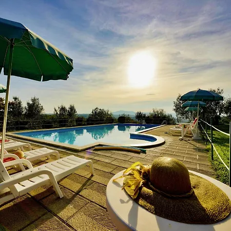 Semesterbostad With Air Conditioning, Private Terrace And Pool